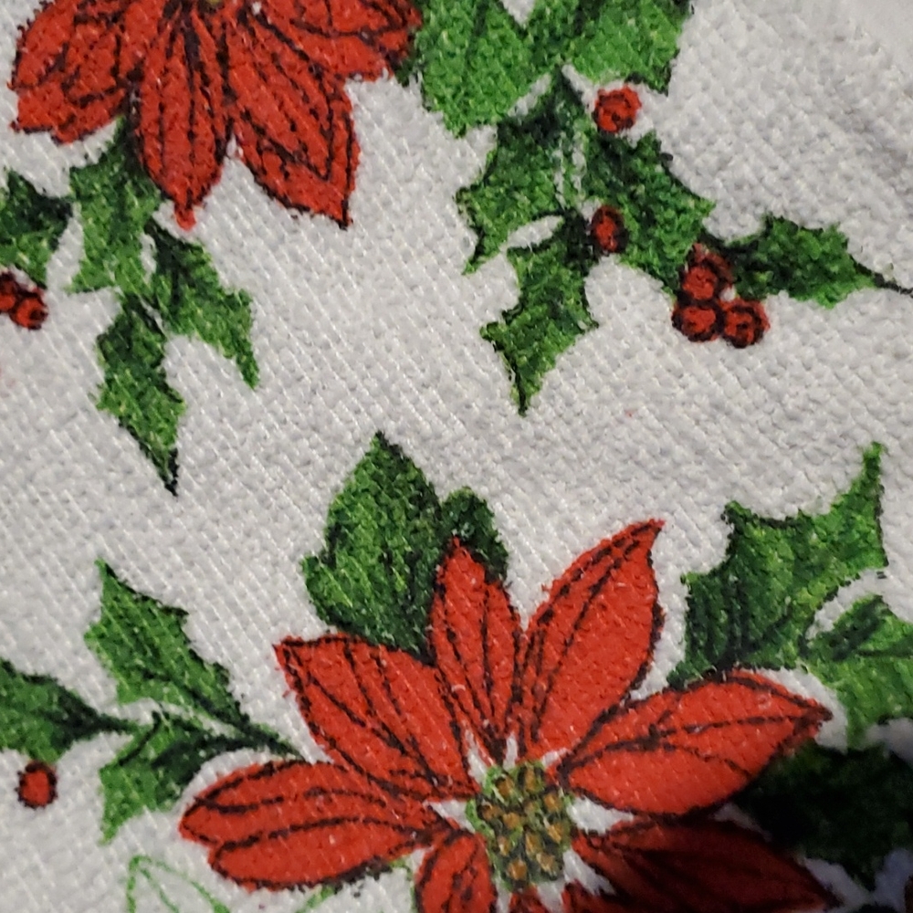 Vintage pointesetta table cloth - Picture 6 of 6